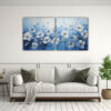pintura-en-lienzo-estilo-dos-telas-en-bastidor-concepto-perspectiva-con-flores-azules-1