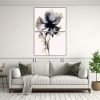 pinturas-decorativas-en-negro-y-azul-con-flores-sobre-pergamino-1