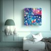pintura-decorativa-en-bastidor-de-tela-con-mariposas-y-gotas-de-roc-o-brillantes-en-un-delicado-concepto-de-calidez-1-1