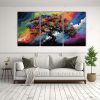 cuadro-decorativo-tres-canvas-con-imagen-de-personalidad-arbutus-tree-en-colores-del-arco-ris-y-atm-sfera-neonoir-1