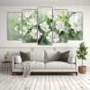 cuadro-minimalista-de-flores-verdes-y-blancas-1
