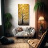 pintura-decorativa-de-rbol-en-oro-y-amarillo-l-neas-finas-y-brillantes-1