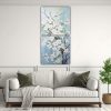 pintura-en-lienzo-de-flores-de-cerezo-blancas-en-perspectiva-1