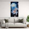 pinturas-decorativas-en-relieve-de-lemongrass-en-tonos-azules-inspiradas-en-un-ambiente-neonoir-1-1