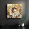 pintura-decorativa-tema-blanco-y-dorado-con-profundidad-y-estilo-de-jesse-firestone-1