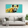 pintura-mural-de-hiena-en-colores-turquesa-y-dorado-estilo-neo-pop-arte-1
